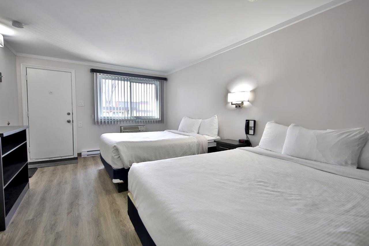 Motel Newstar لافال المظهر الخارجي الصورة